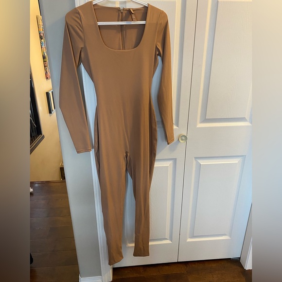 NWOT SKIMS all in one bodysuit - Picture 1 of 4